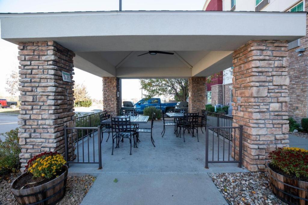 Candlewood Suites Saint Joseph By Ihg Exteriér fotografie